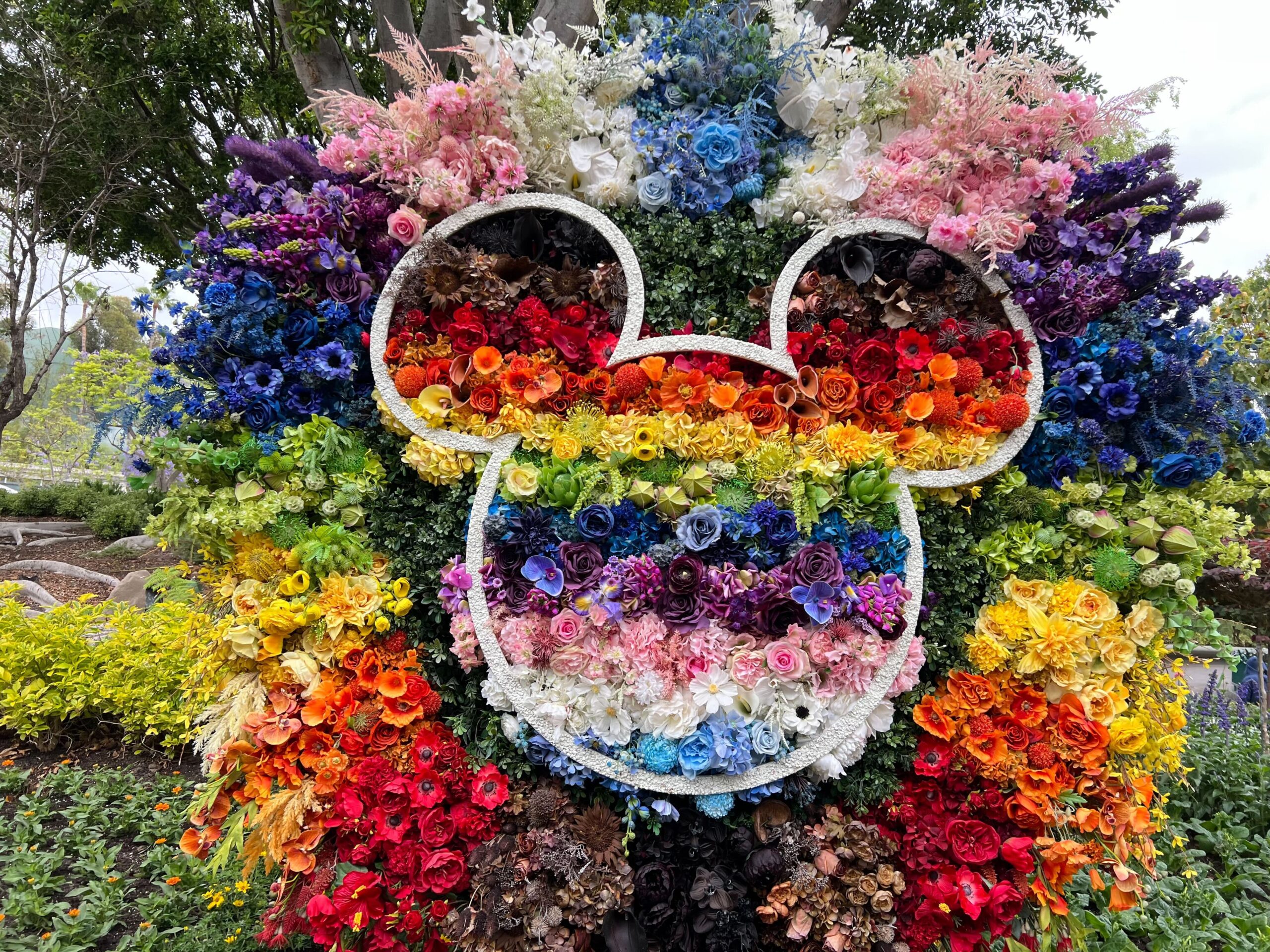 First Look at Disneyland After Dark: Pride Nite Event-Exclusive Food and Entertainment! Post Image