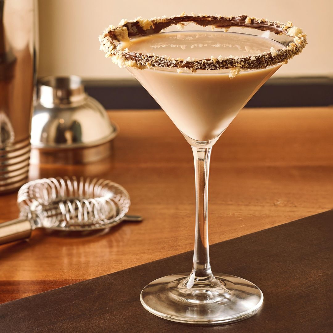 The Vine &amp; Dine Event Returns to Maria &amp; Enzo’s this Summer! Post Image