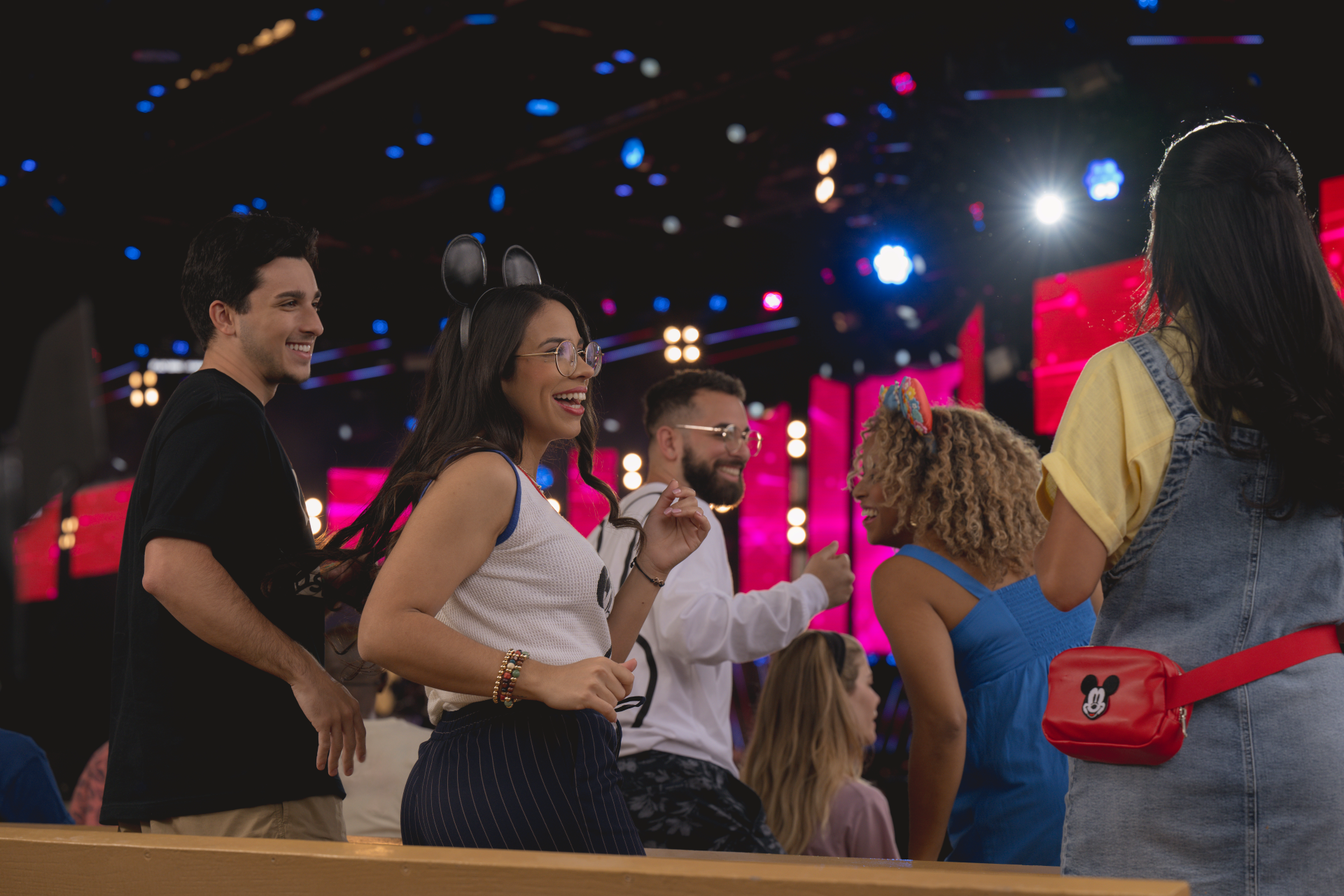 Here’s Your First Look at the 2025 EPCOT Food &amp; Wine Festival Merchandise! Post Image