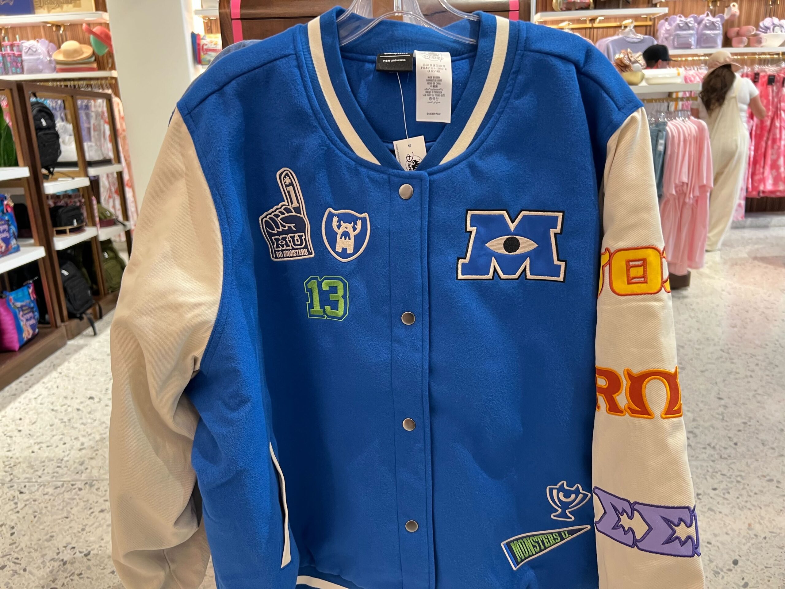 PHOTOS: The Disneyland Hotel Is Decked Out for the Fourth of July! Post Image