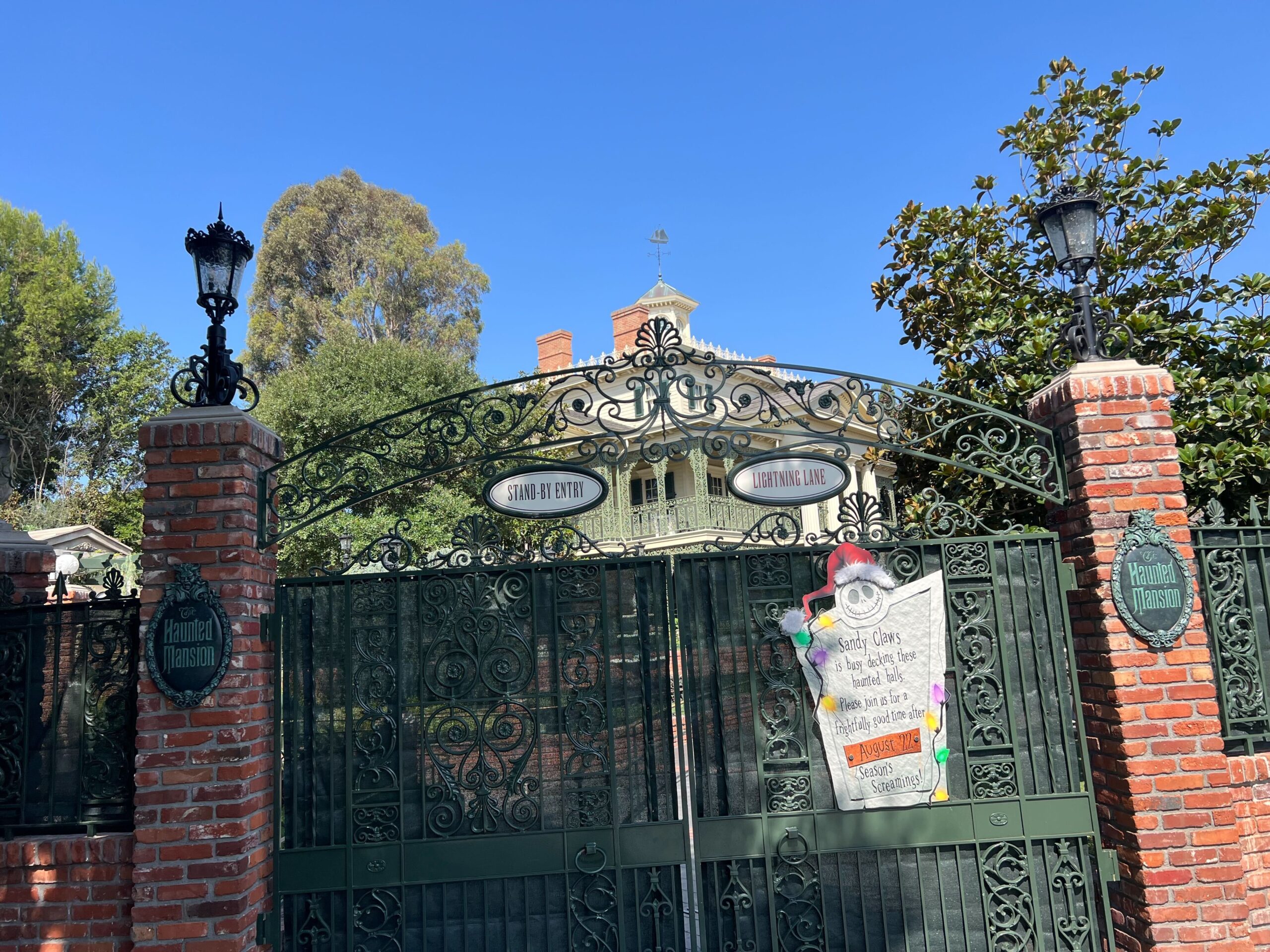 NEW ‘The Nightmare Before Christmas’ Pandora Charms Arrived on the Disney Store Website! Post Image