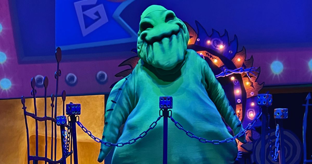 We Got the Complimentary Magic Key Button Set at Oogie Boogie Bash 2025! Post Image