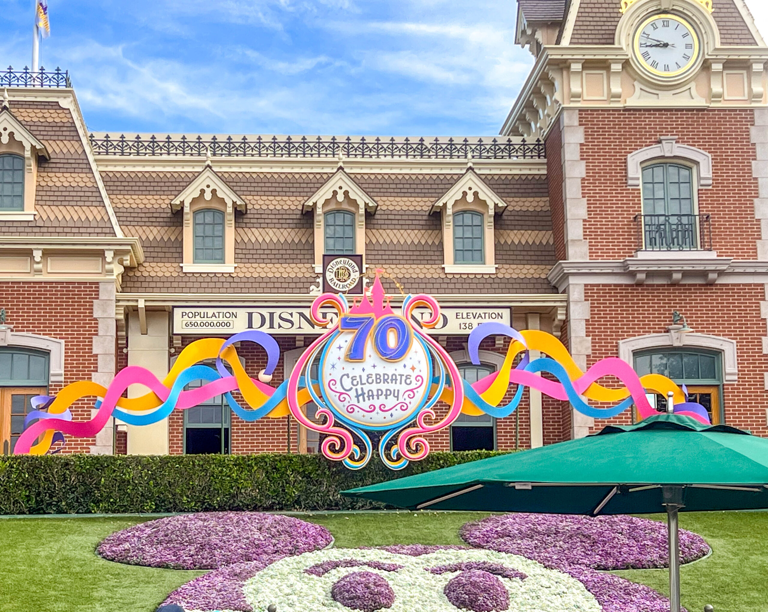 Here’s How You Can Watch Disneyland’s Surprise Concert for World Princess Week! Post Image