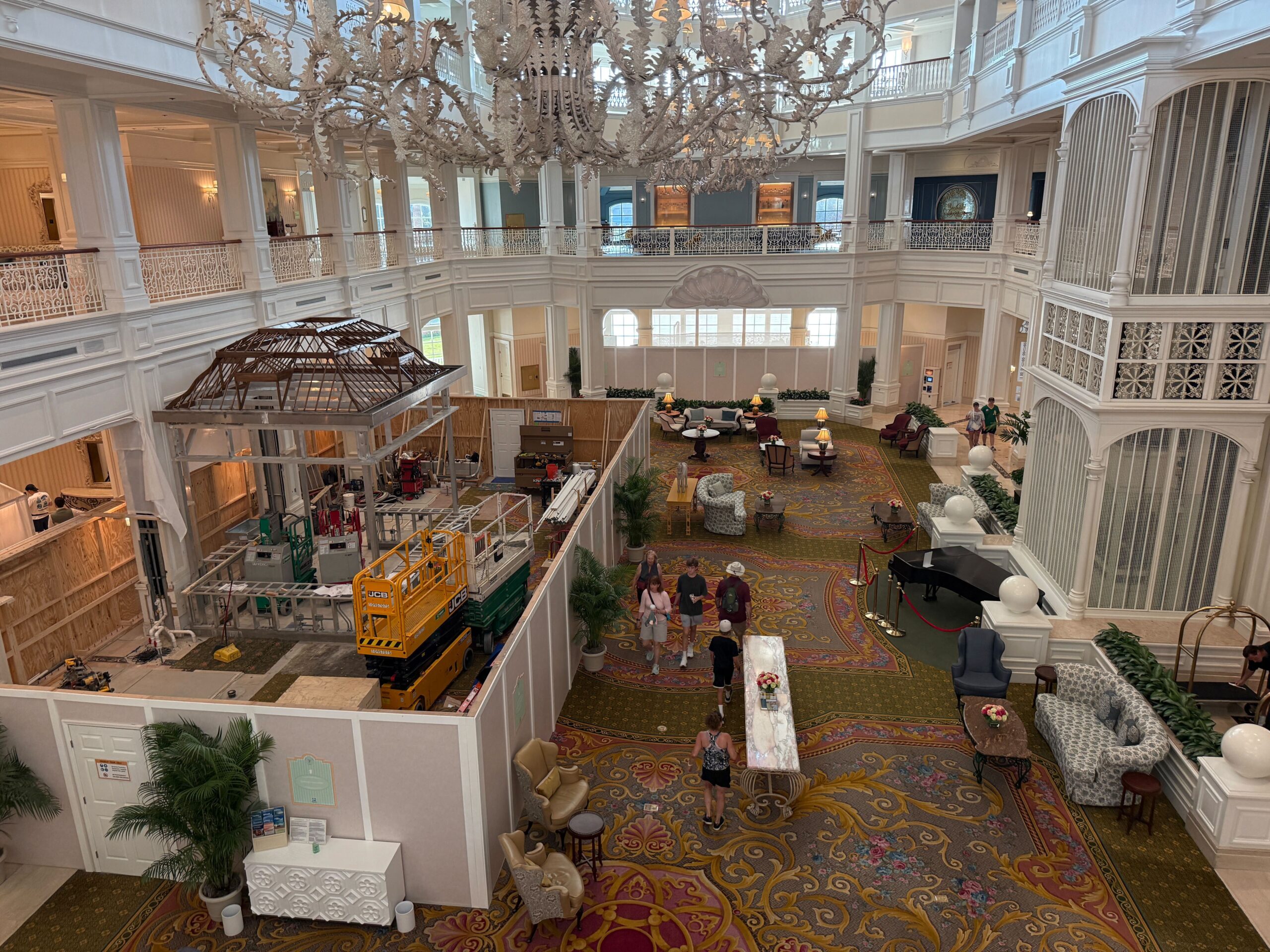 PHOTOS: Disney’s Pop Century Resort Unveils New Murals as Lobby Refurbishment Continues Post Image