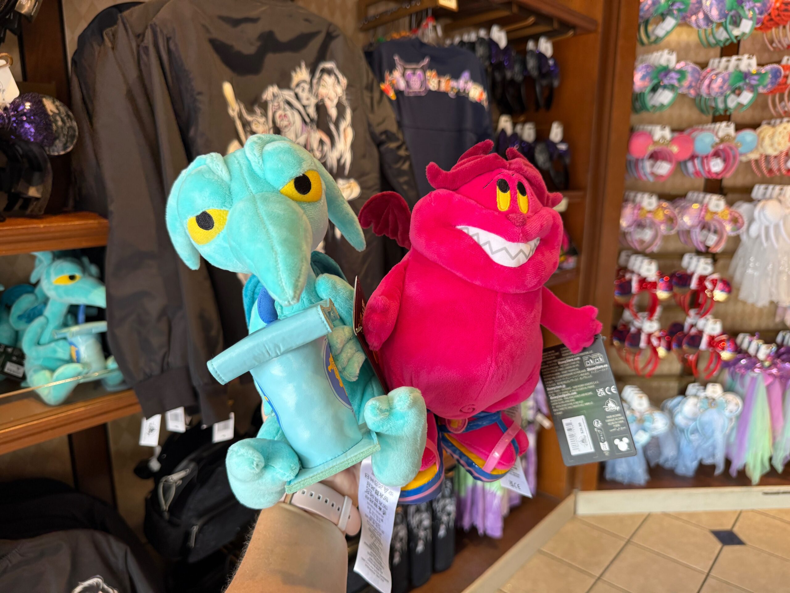Check Out Disney World’s NEW Packable Tote Plush Character Keychains! Post Image