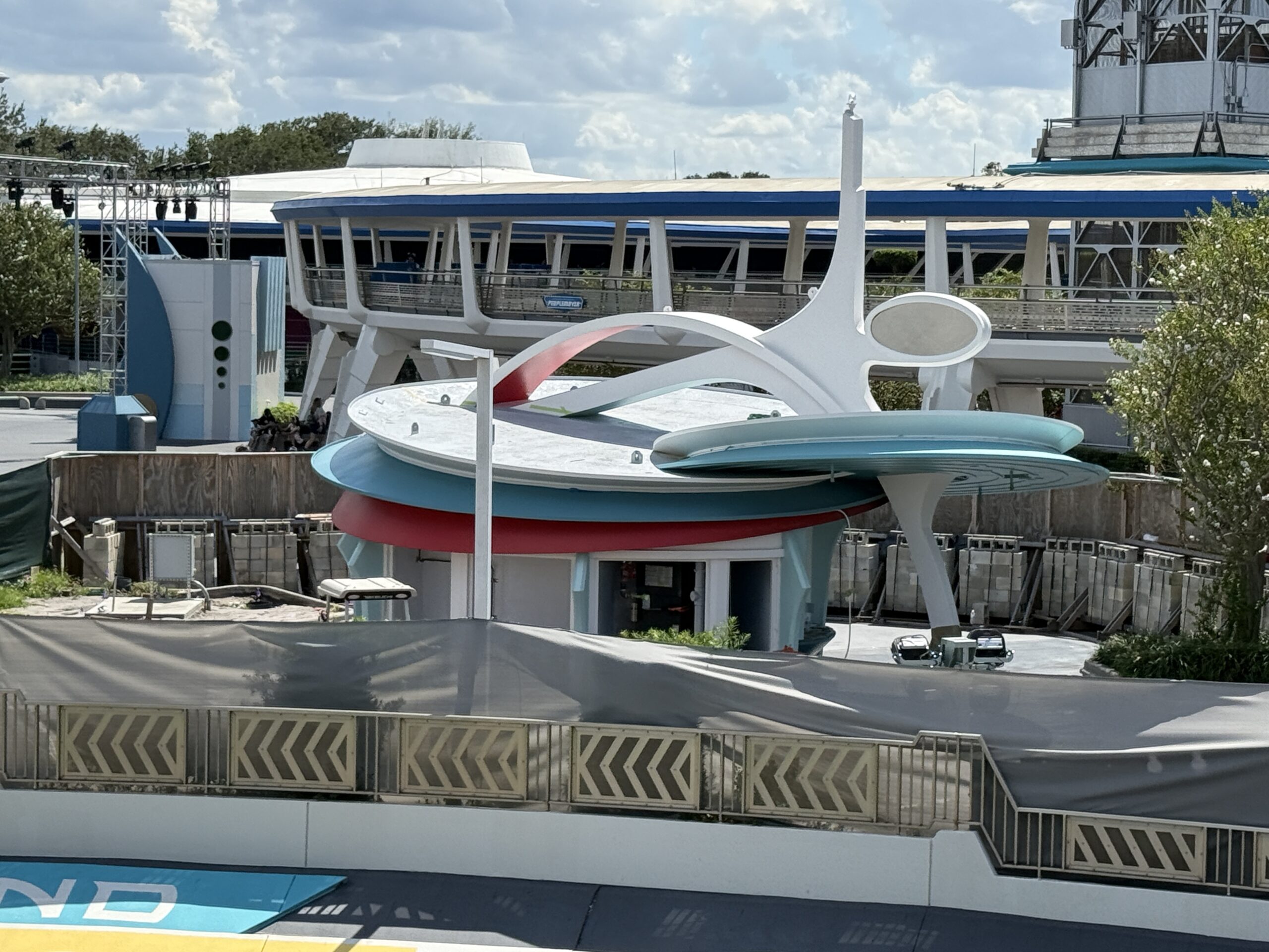 Satisfy Your Sweet Tooth With Magic Kingdom’s NEW Skittles and M&amp;M’s Treats! Post Image