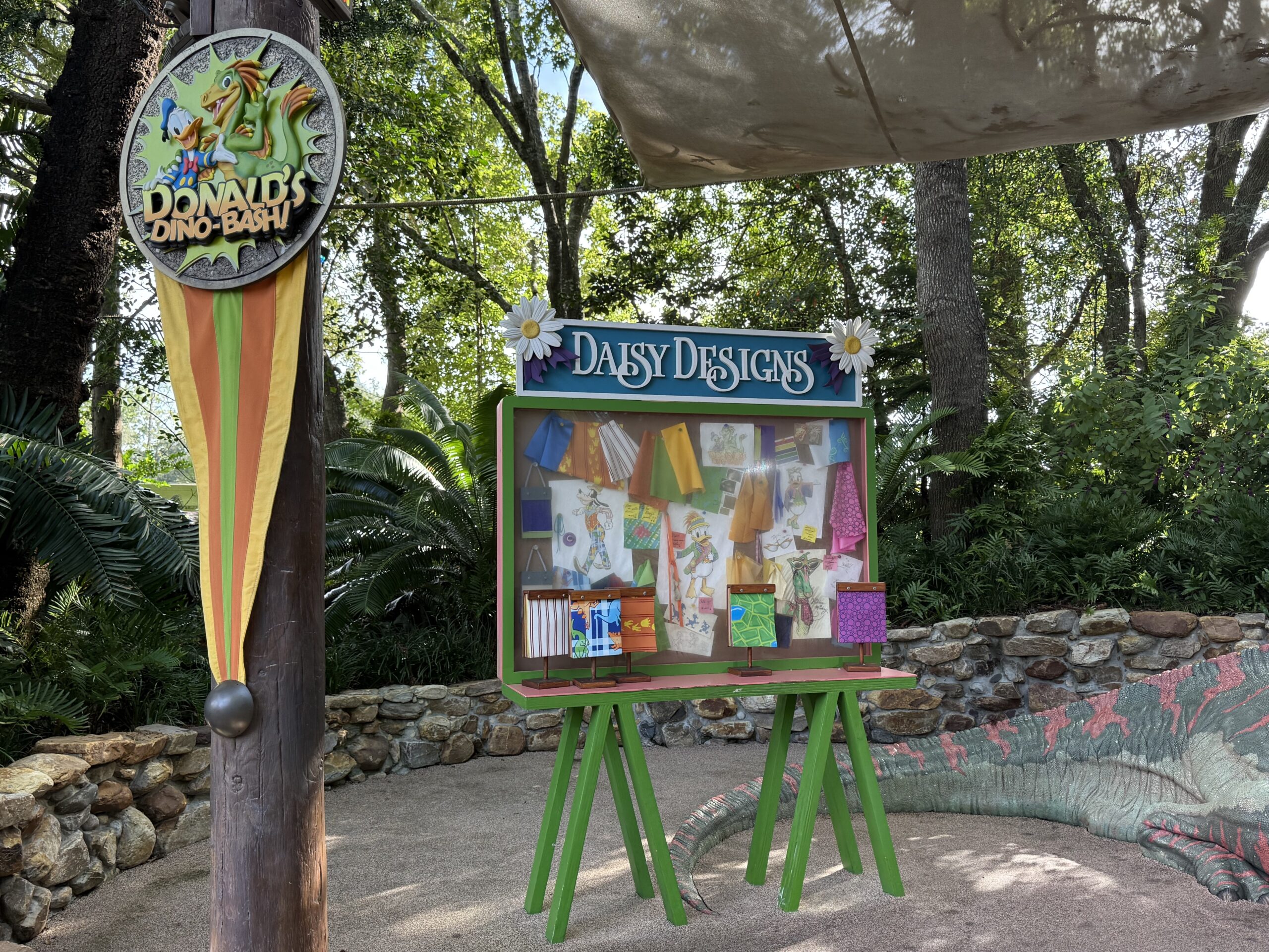 The Relocated Animal Kingdom Meet-and-Greets Are Now in the Disney World App Post Image