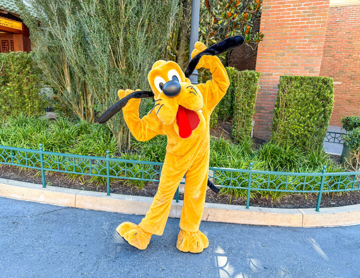 The Force Is STRONG With Disney World’s New ‘Star Wars’ Merch! Post Image