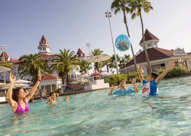 8 Essentials for a Seamless Disney World Split Stay Post Image