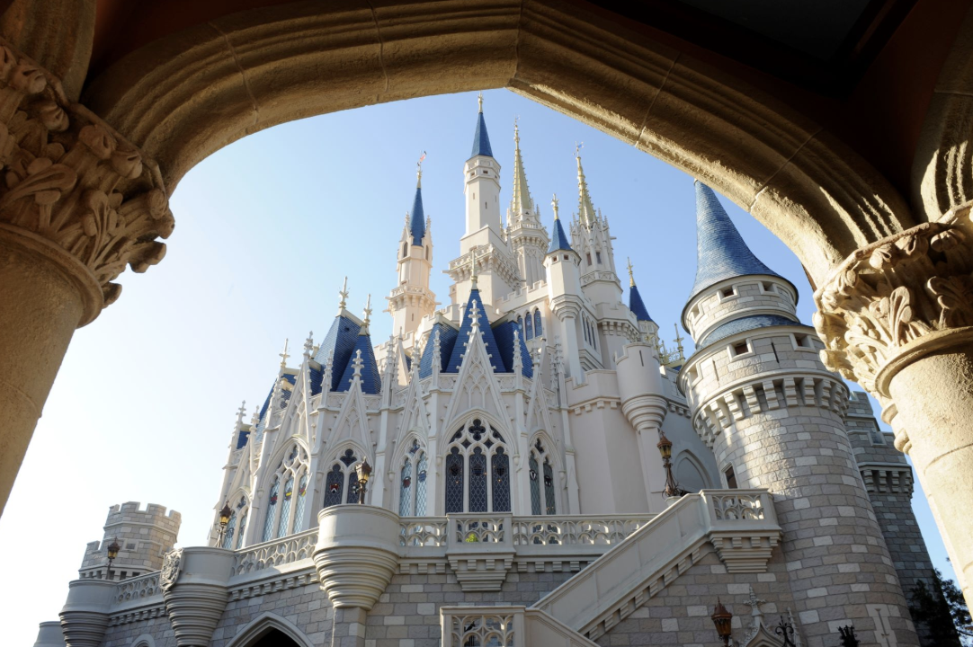 Return to Beast’s Castle in NEW Disney Dreamlight Valley Update Post Image