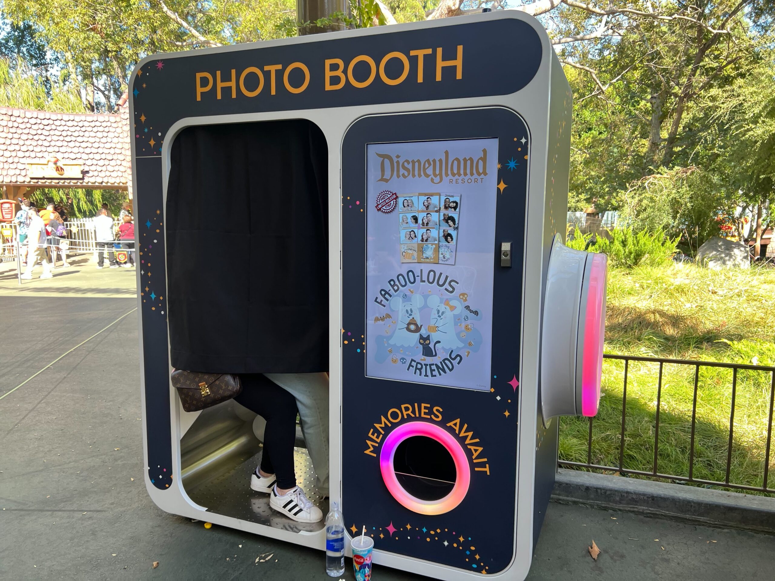 Capture Magical Memories with Disneyland Resort’s Photo Booths Post Image
