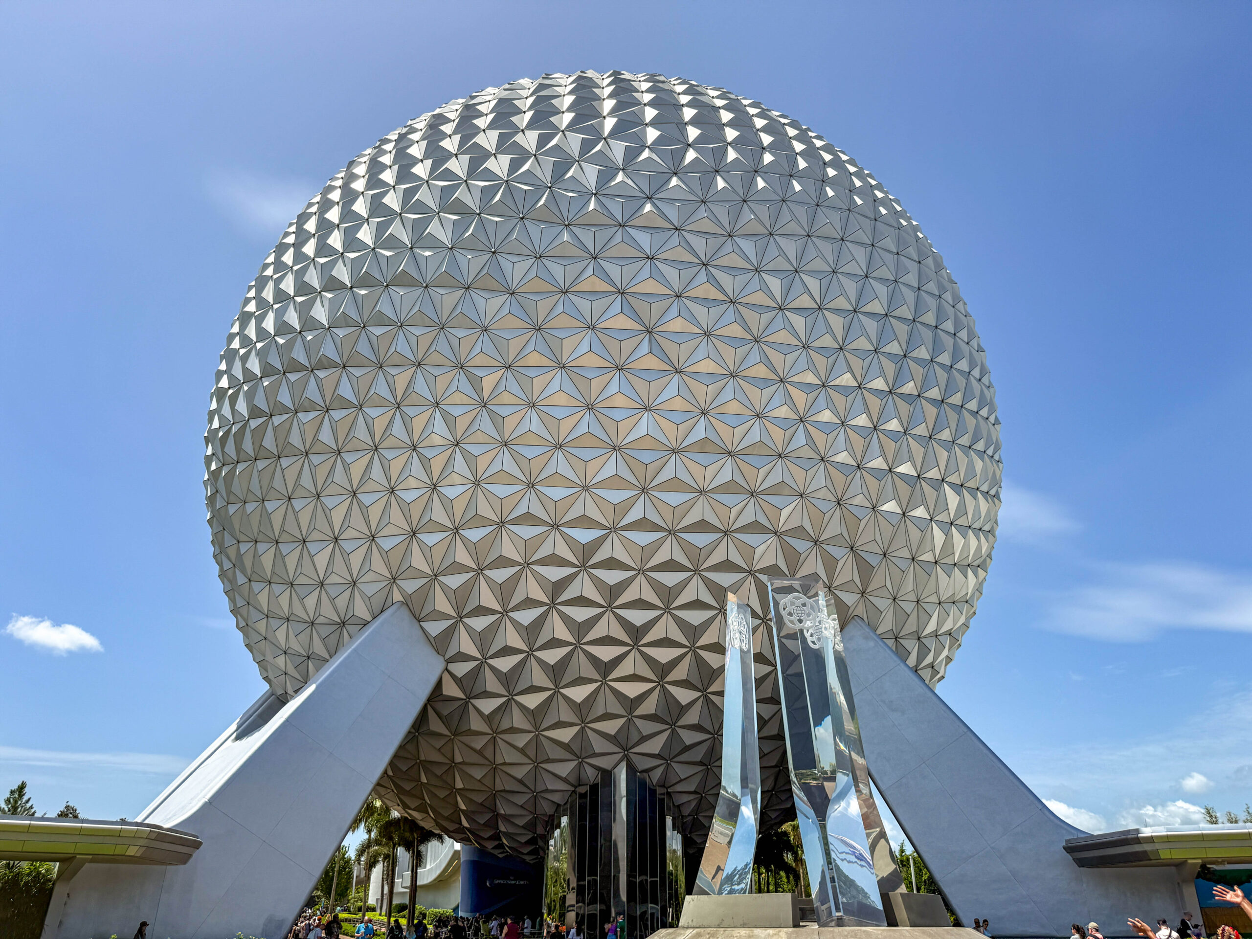 Walt Disney World’s Attendance Soared in 2024 — While Universal Florida Struggled Post Image