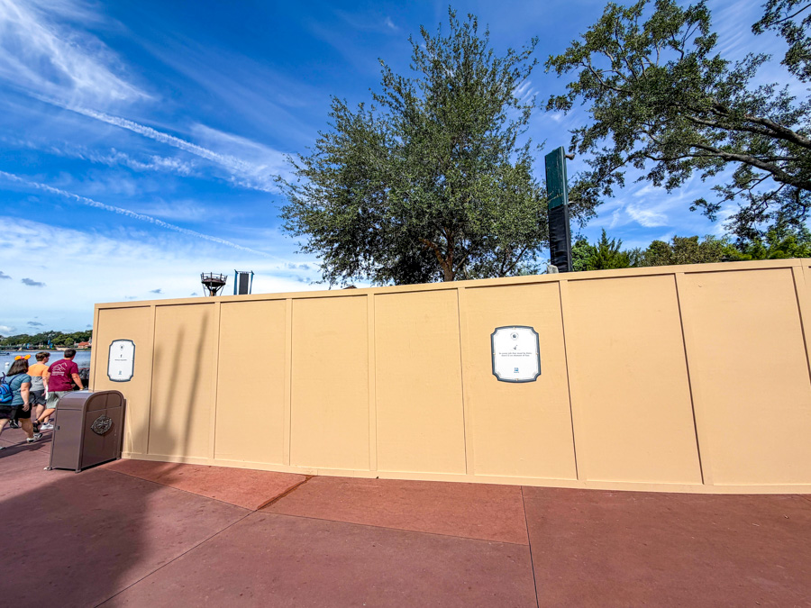 PHOTOS: See the Updated Lobby at Disney’s Port Orleans Resort — French Quarter Post Image
