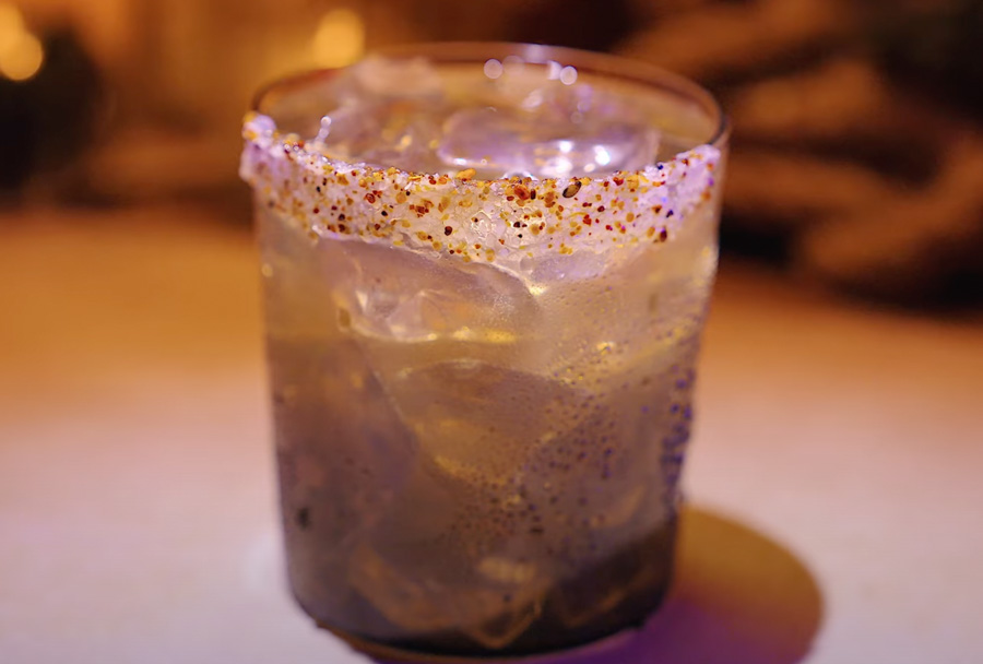 BEST Spots for a Cocktail in Walt Disney World Post Image