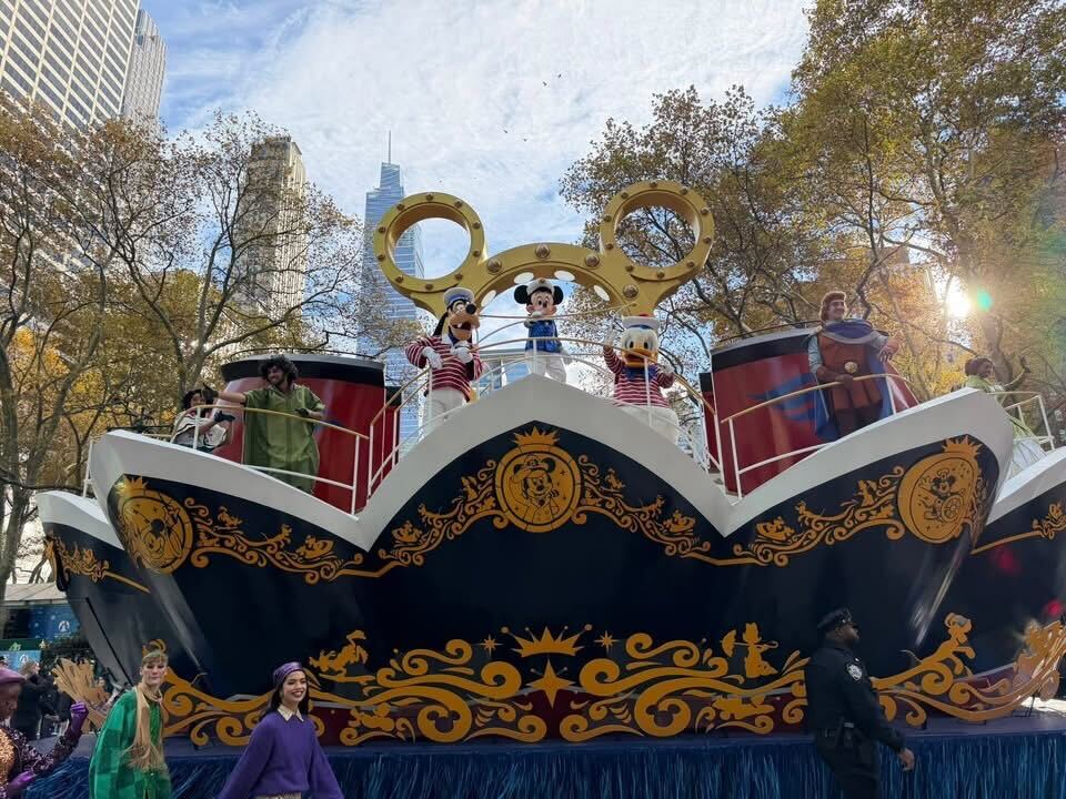 PHOTOS: Disney Cruise Line Float Makes Magic at the Macy’s Thanksgiving Day Parade Post Image
