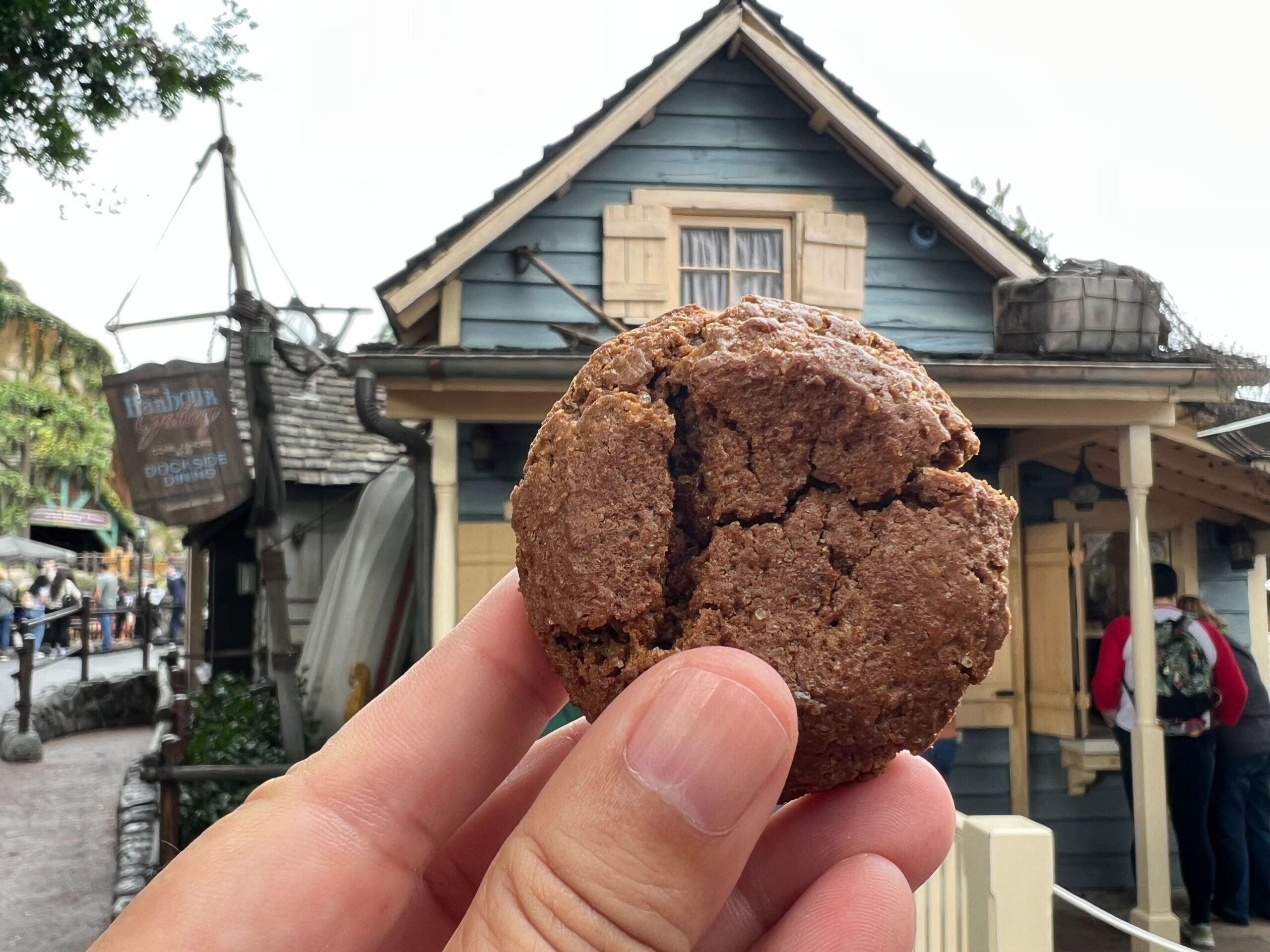 The Gary De’Snake Sipper Has Slithered Into the Disneyland Resort! Post Image