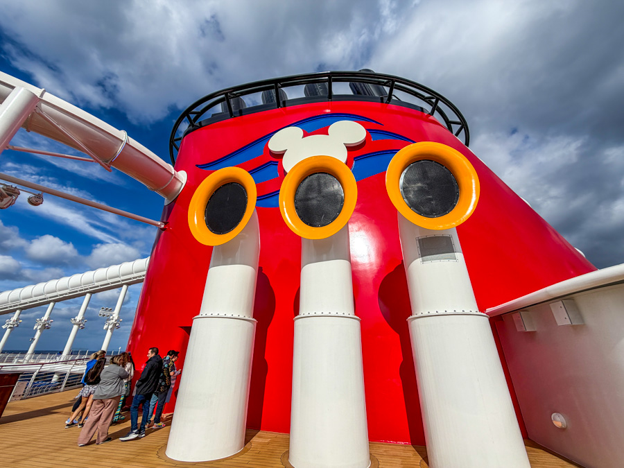 PHOTOS: First Look at the Disney Destiny’s Spider-Man Stern! Post Image