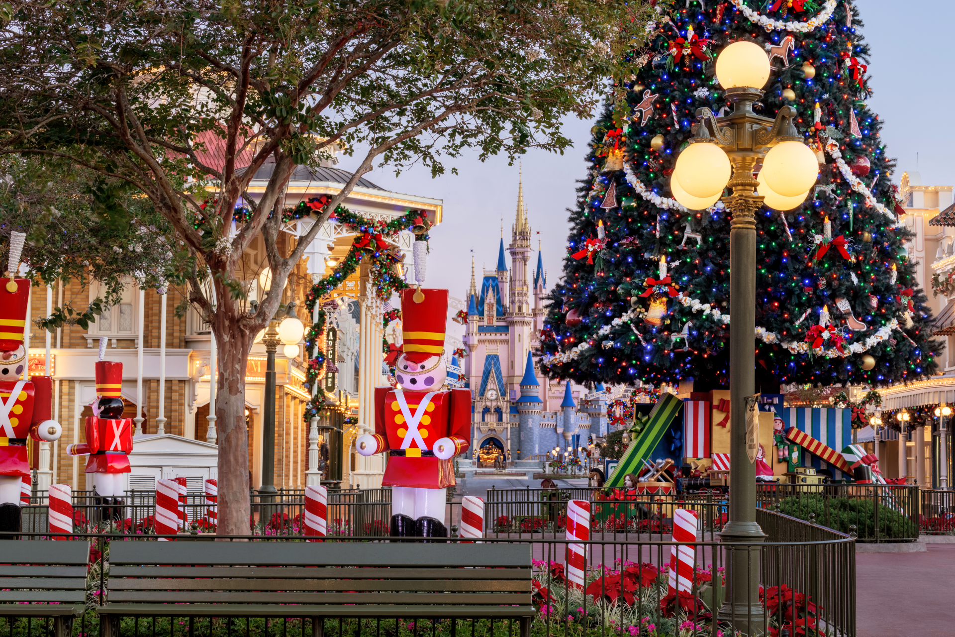 Holiday Guide 2025: Everything You Can Do at Walt Disney World Post Image