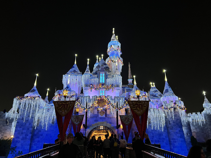 The Dickens Yuletide Band Brings Festive Favorites To Main Street, U.S.A. Post Image