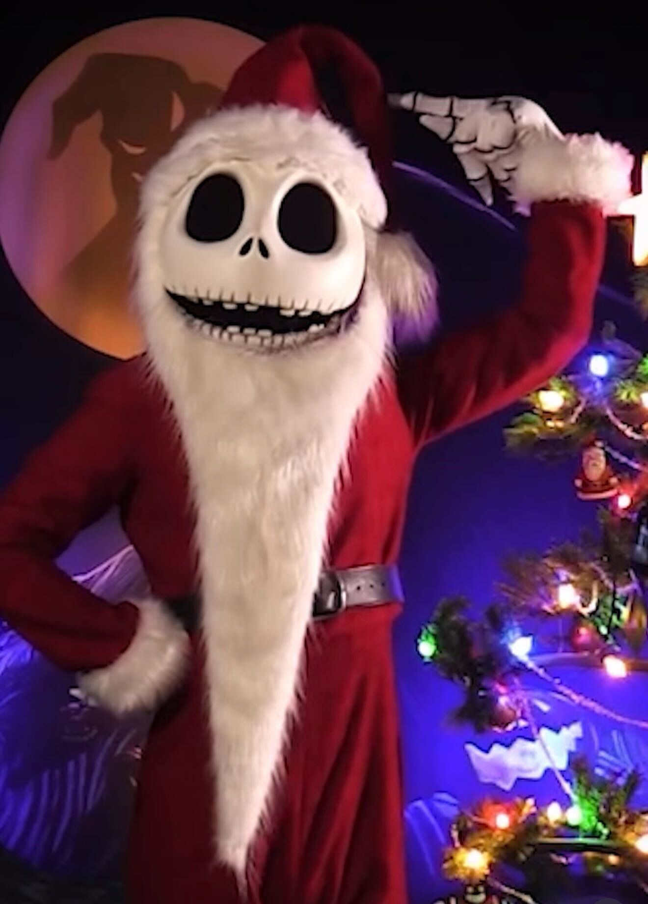 NEW: Jack Skellington Debuts Updated Holiday Look! Post Image