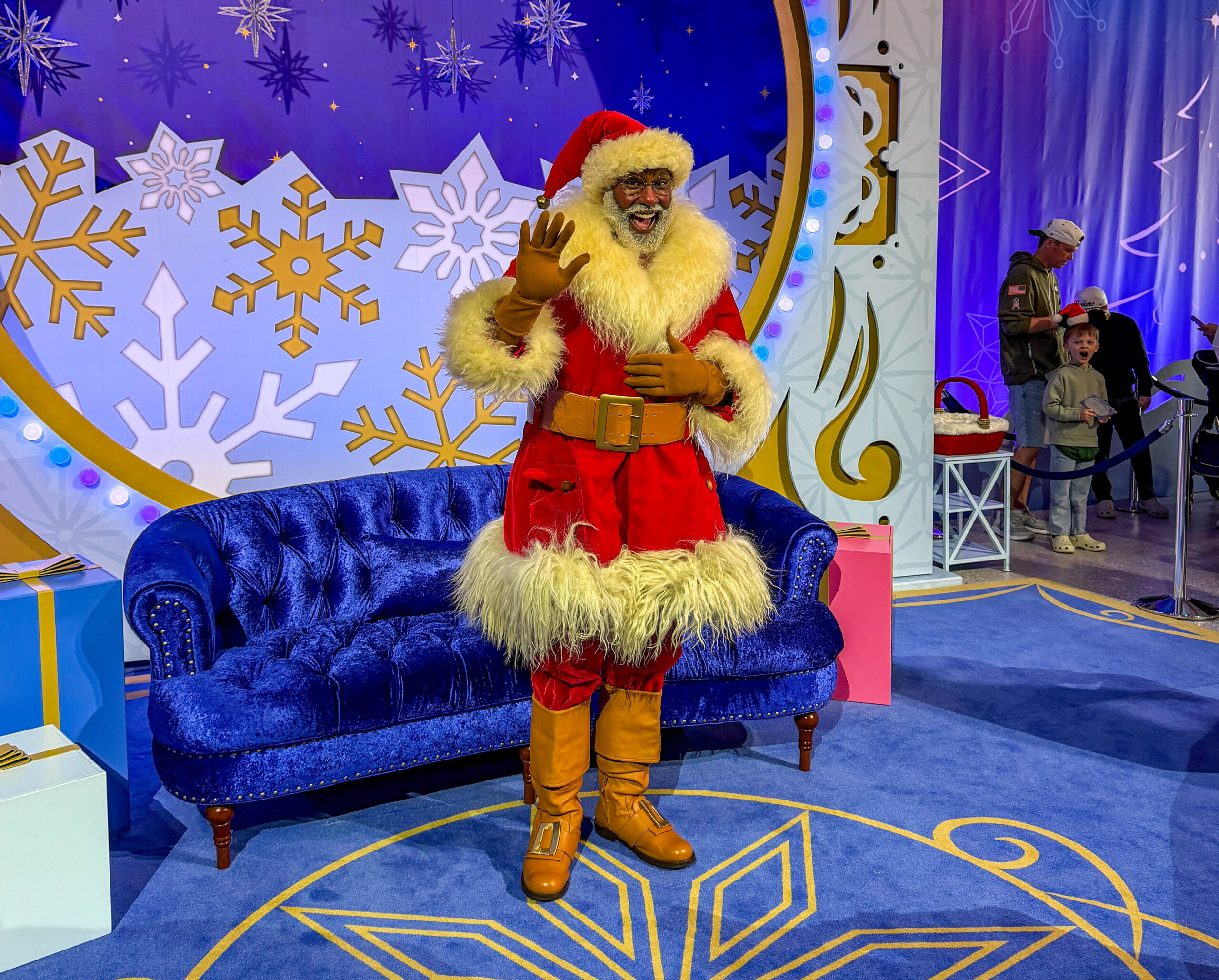 Let’s Meet Santa Jack in Disneyland’s New Orleans Square! Post Image