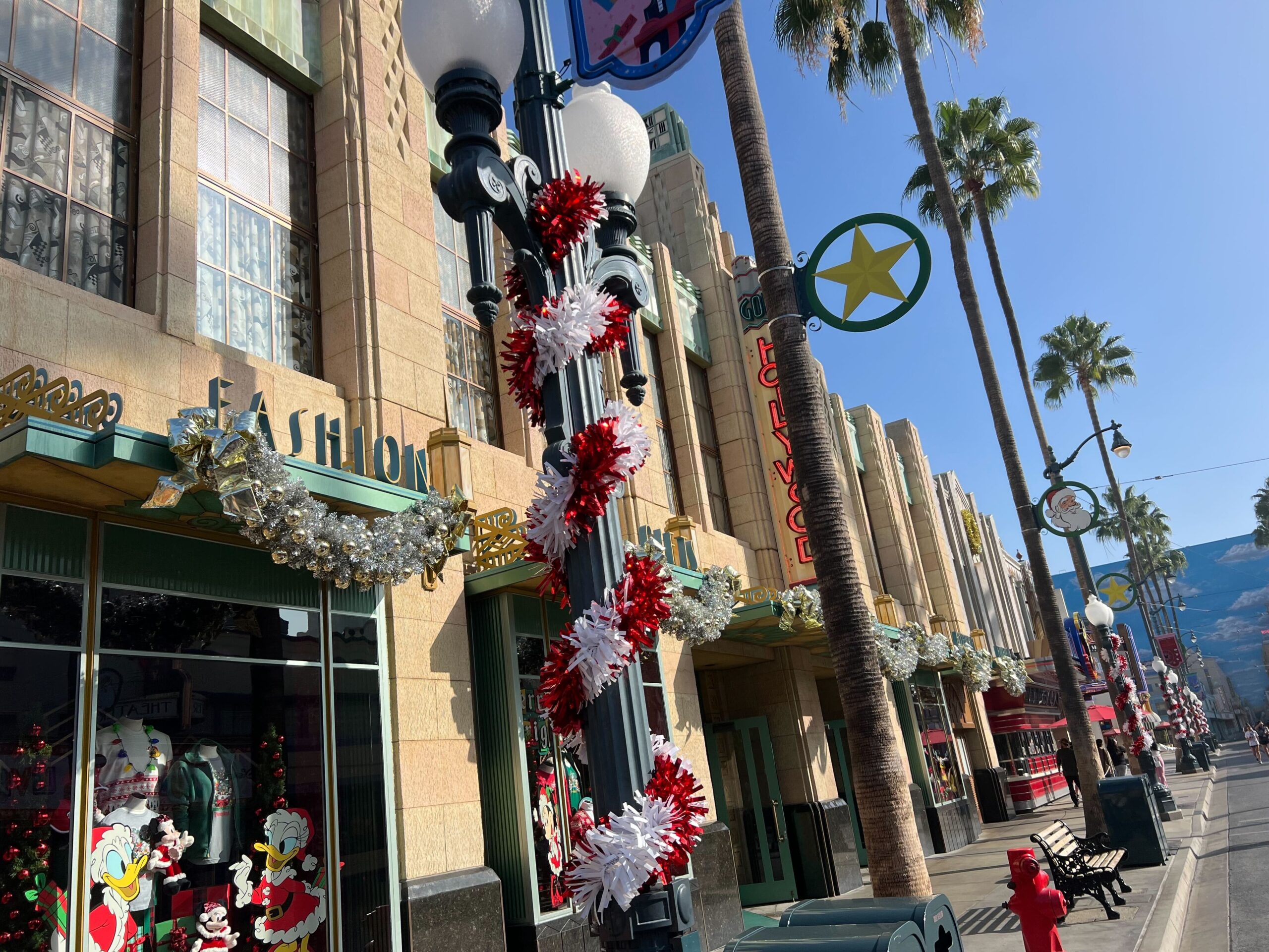 Festival of Holidays Decorations Bring Cheer to Disney California Adventure Post Image
