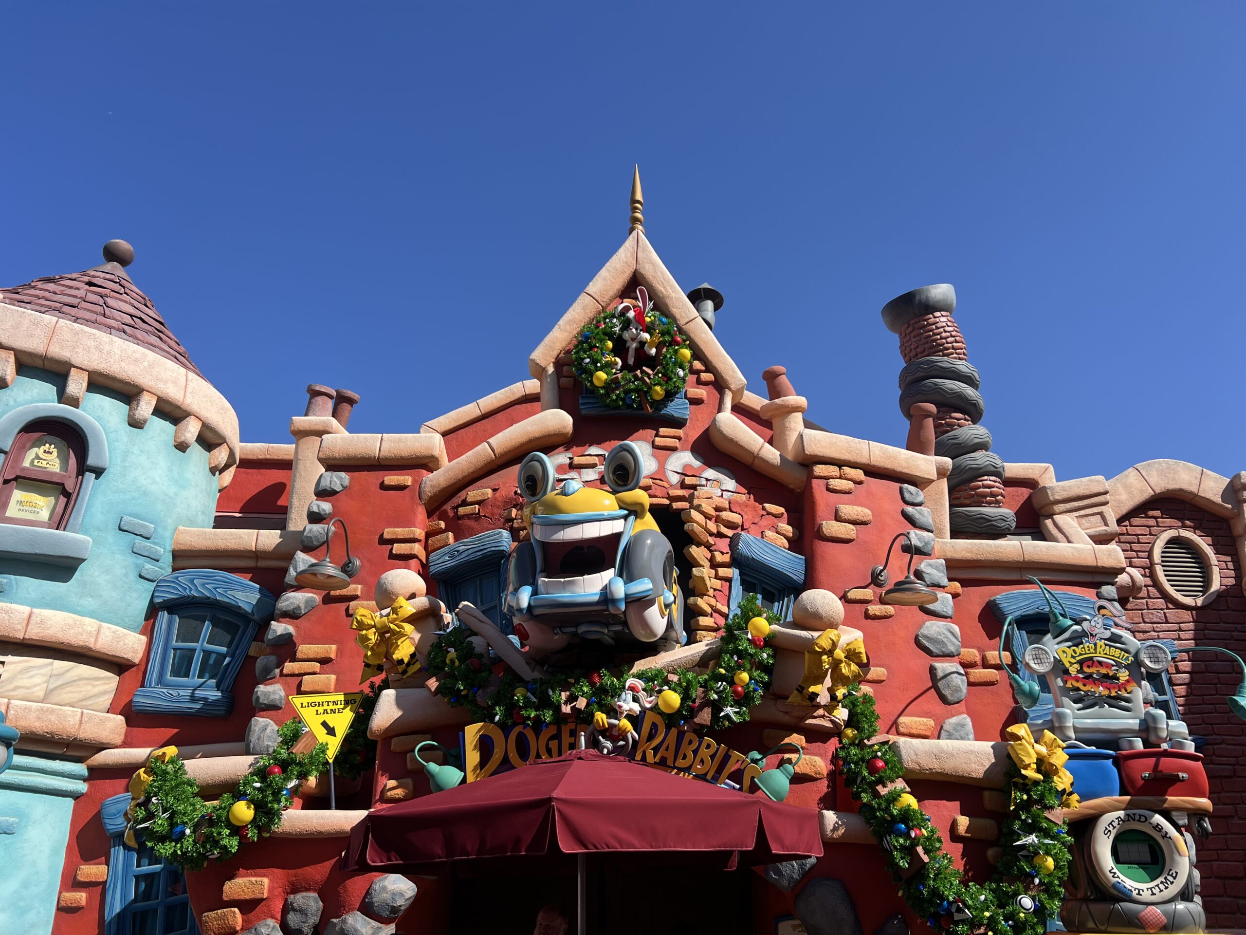 Toontown Is Holiday-Ready at Disneyland! Post Image