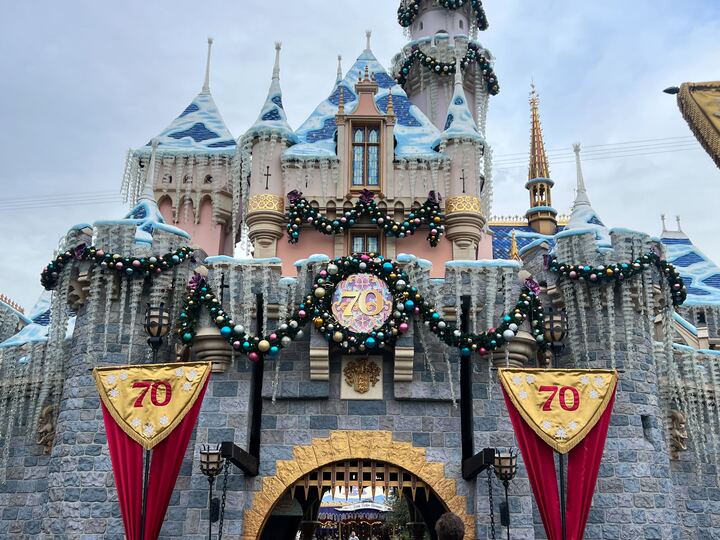 Celebrate New Year’s Eve at the Disneyland Resort! Post Image