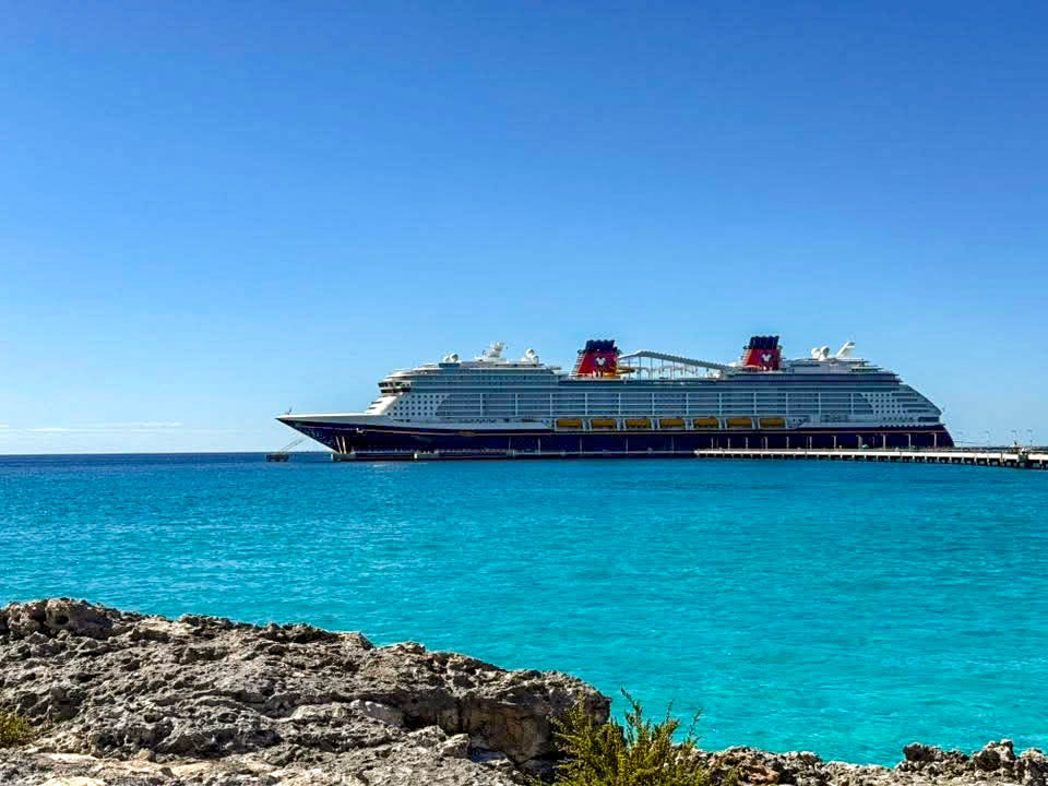 Check Out the NEW Hangar 98 BBQ at Disney’s Castaway Cay! Post Image