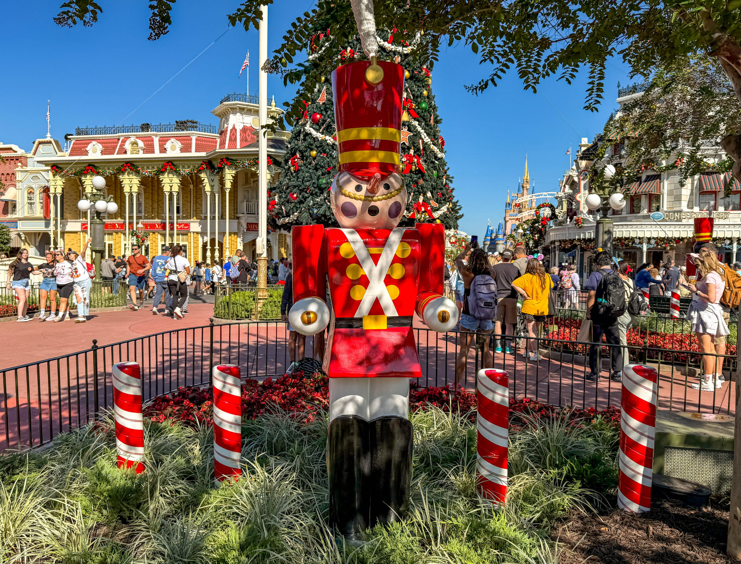 Details Revealed for the 2025 Disney Parks Magical Christmas Day Parade! Post Image