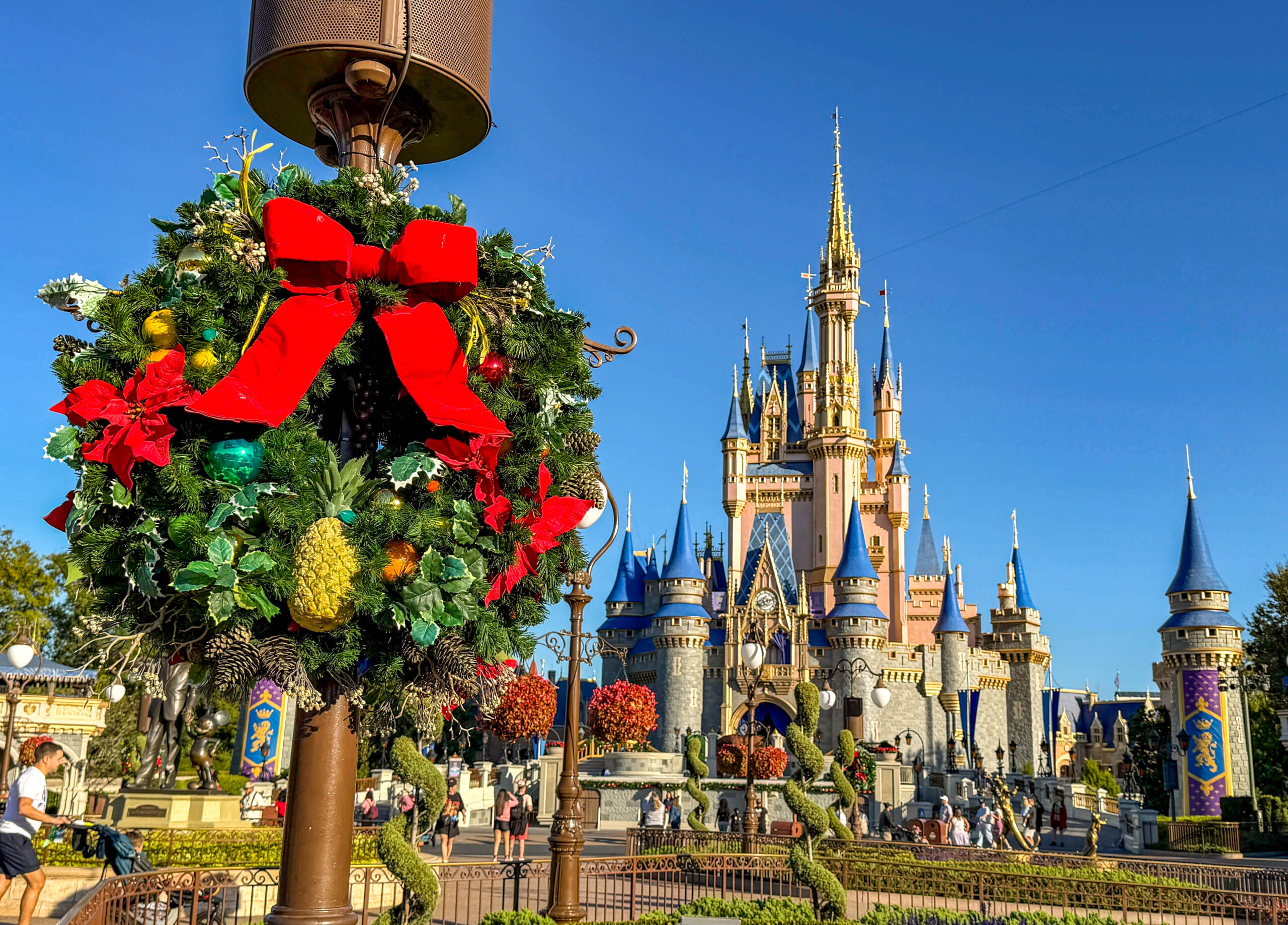 We’re Obsessed With the Vintage Walt Disney World Backpack in Disney Springs! Post Image